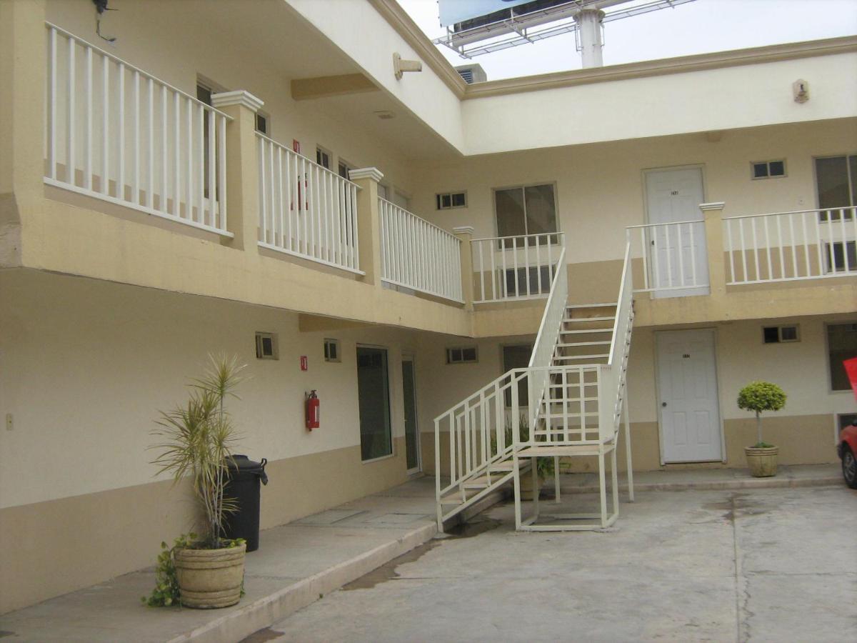 Hotel Nuevo Santander Сиудад Виктория Екстериор снимка