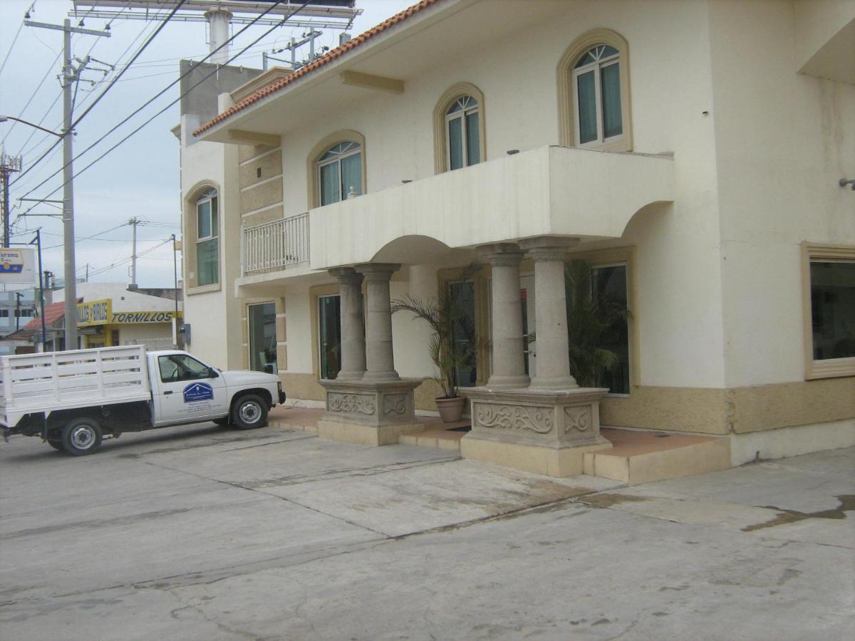 Hotel Nuevo Santander Сиудад Виктория Екстериор снимка