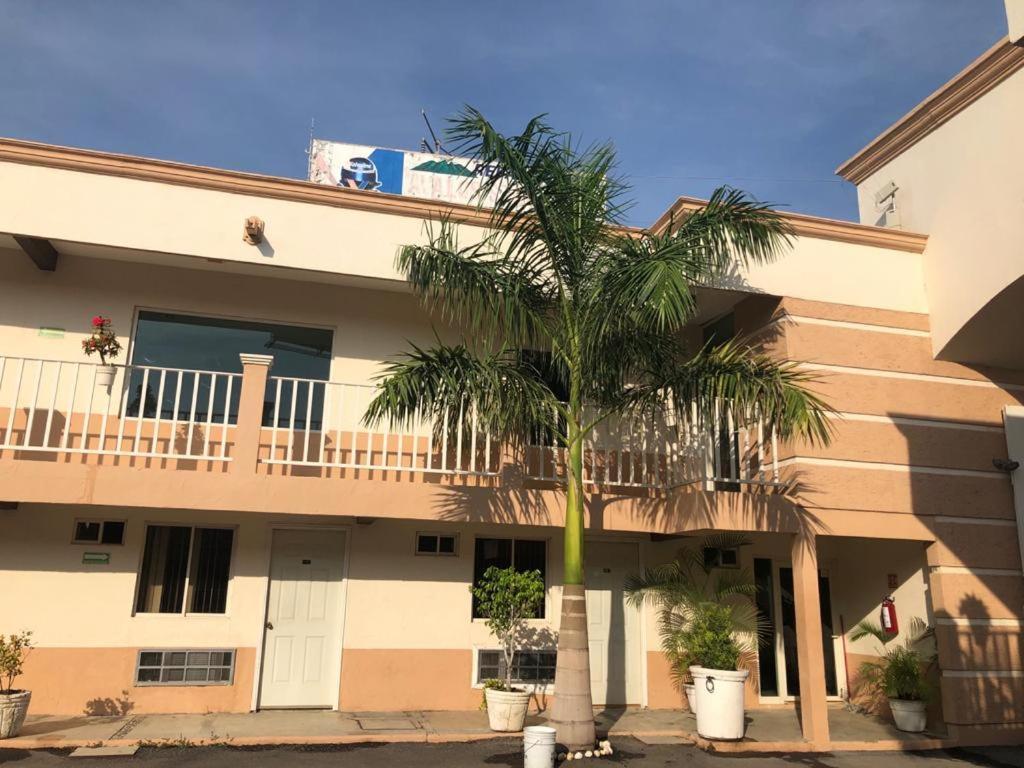 Hotel Nuevo Santander Сиудад Виктория Екстериор снимка